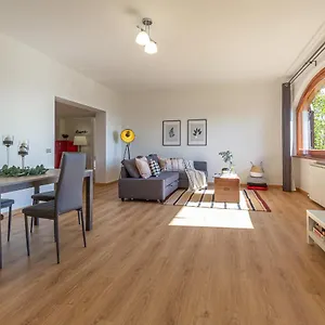 Spacious With Garden & Air Conditioning - La Grande Finestra Chiusi